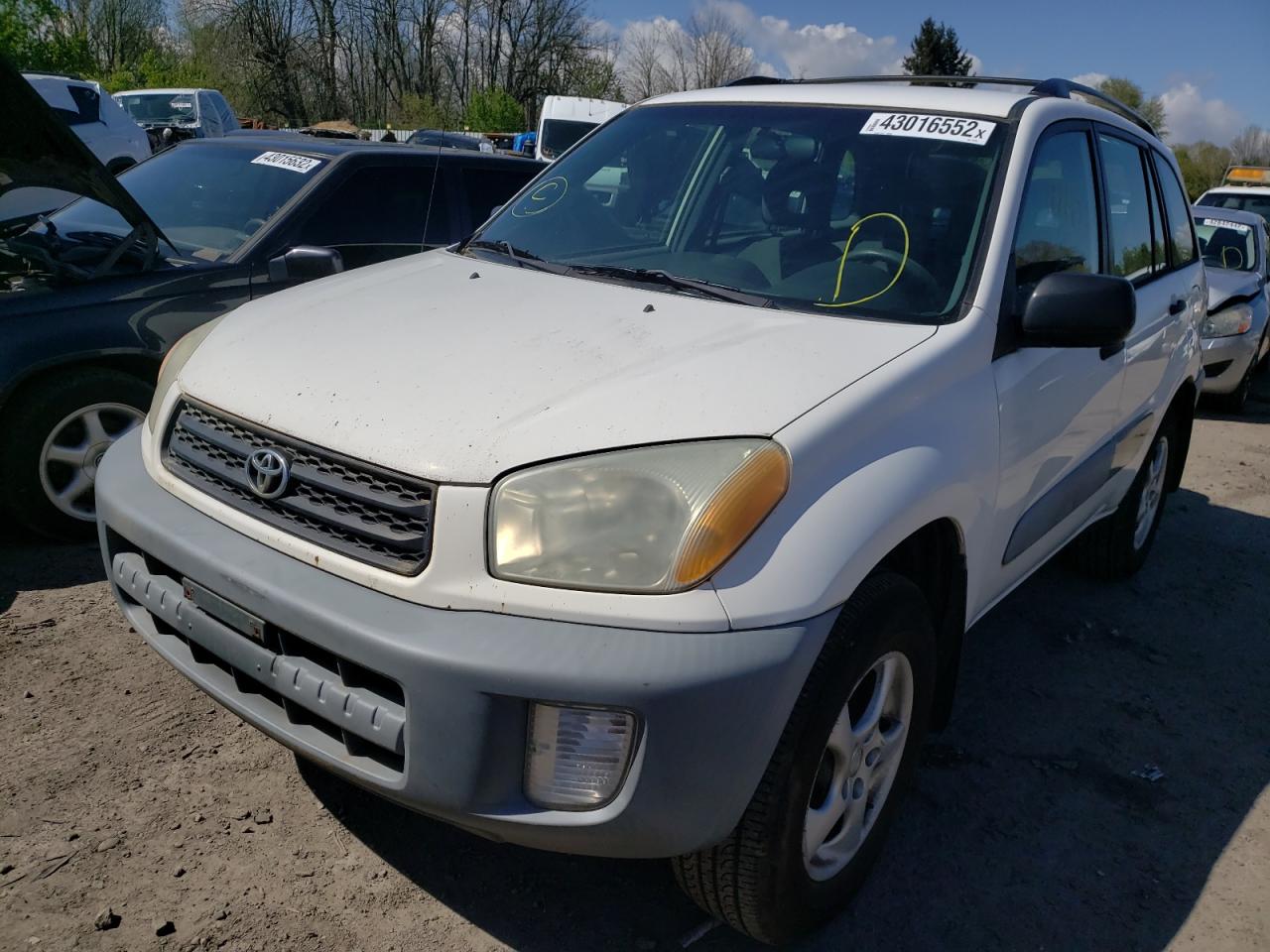 Photo 2 from auction – 2001 TOYOTA RAV4 with VIN JTEHH20V210037955