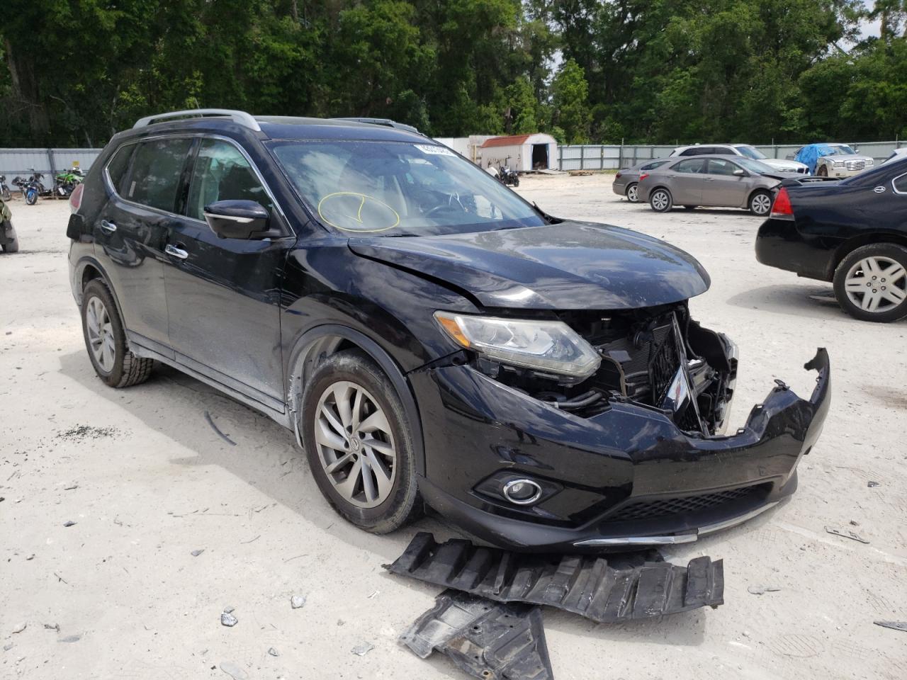 NISSAN ROGUE S 2015 with VIN 5N1AT2MTXFC755641 - Photo from auction