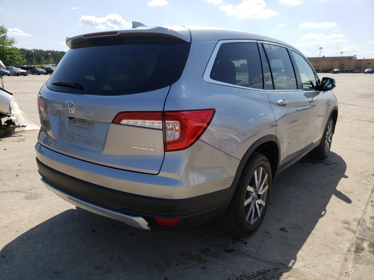 Photo 4 from auction – 2020 HONDA PILOT EX with VIN 5FNYF5H35LB026208
