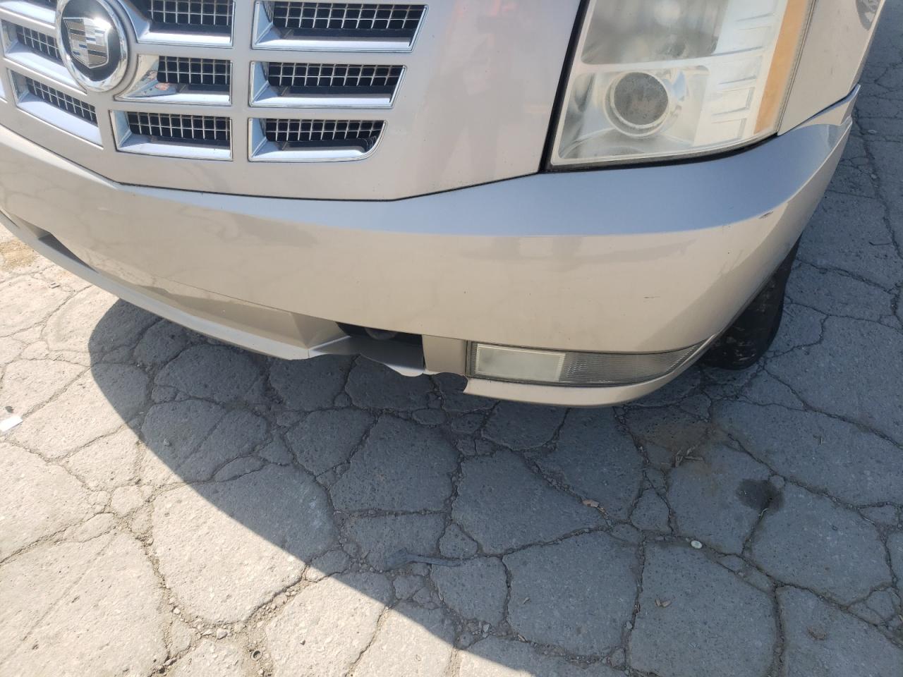 Photo 9 from auction – 2007 CADILLAC ESCALADE L with VIN 1GYFK63897R329448