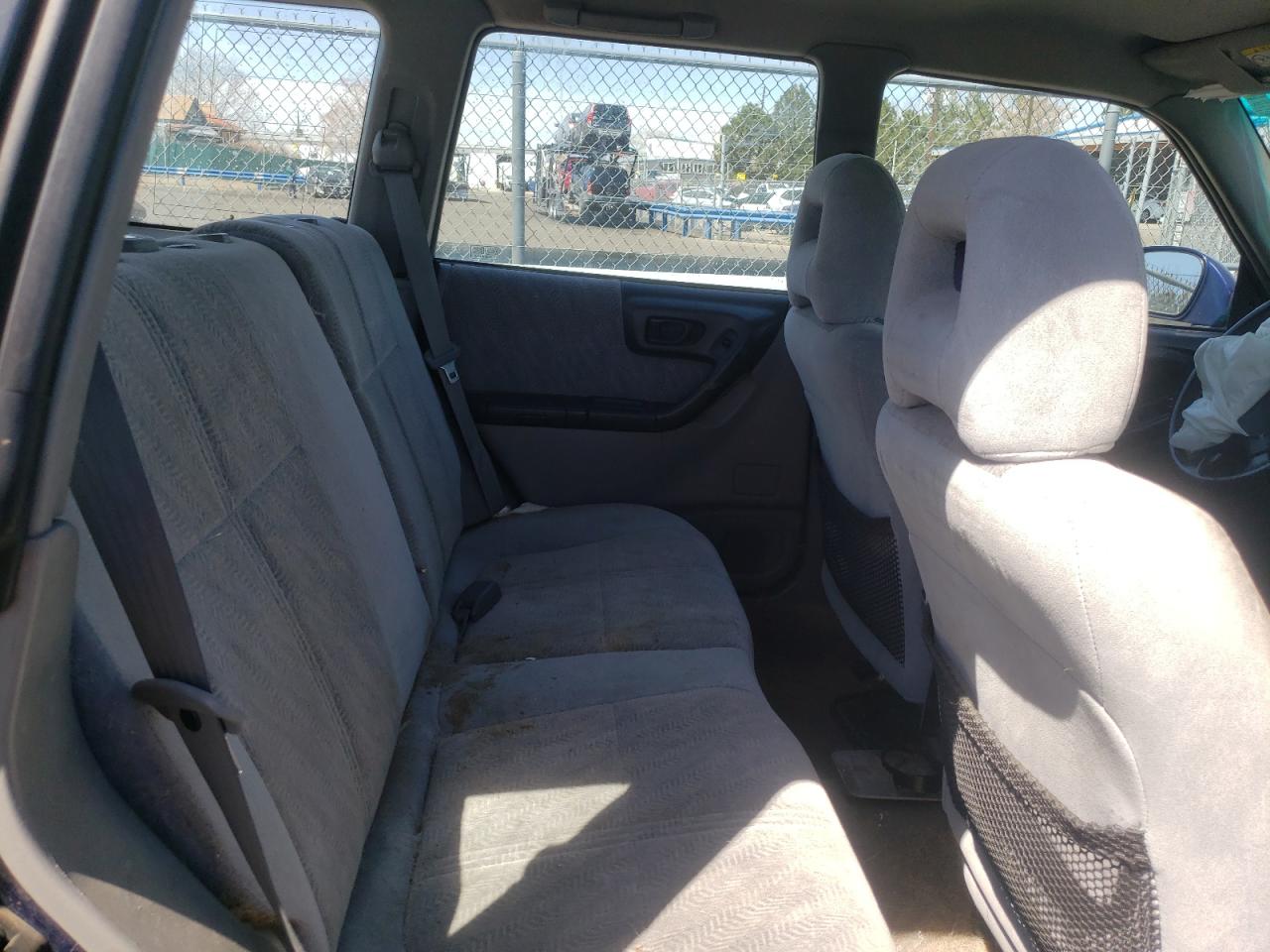 Photo 6 from auction – 2002 SUBARU FORESTER S with VIN JF1SF65582H741912