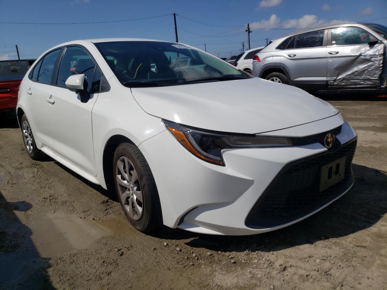 TOYOTA COROLLA LE 2020 with VIN 5YFEPRAE3LP103388 - Photo from auction
