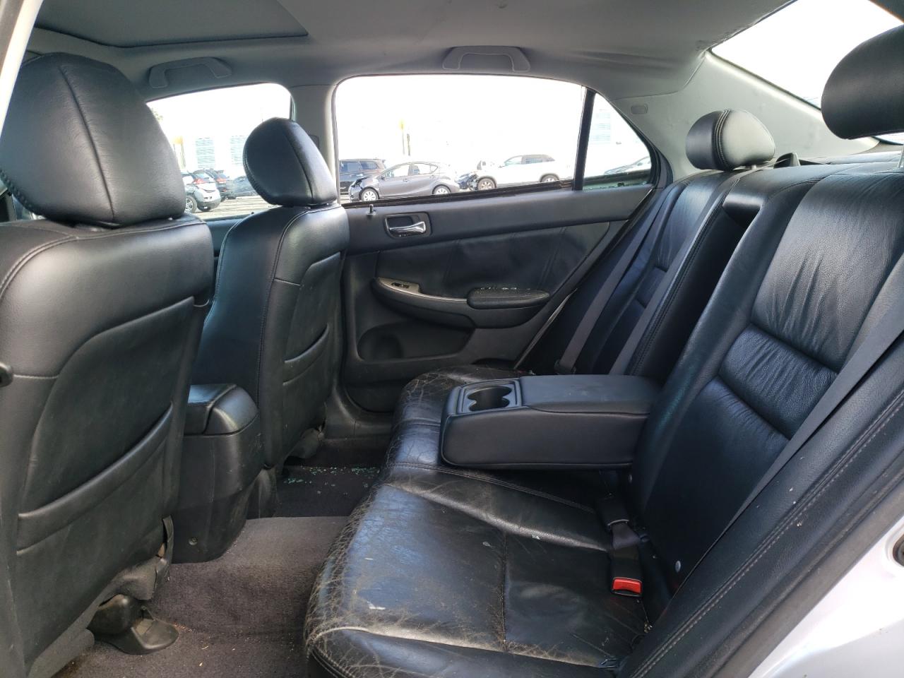 Photo 6 from auction – 2004 HONDA ACCORD EX with VIN 1HGCM66804A014533