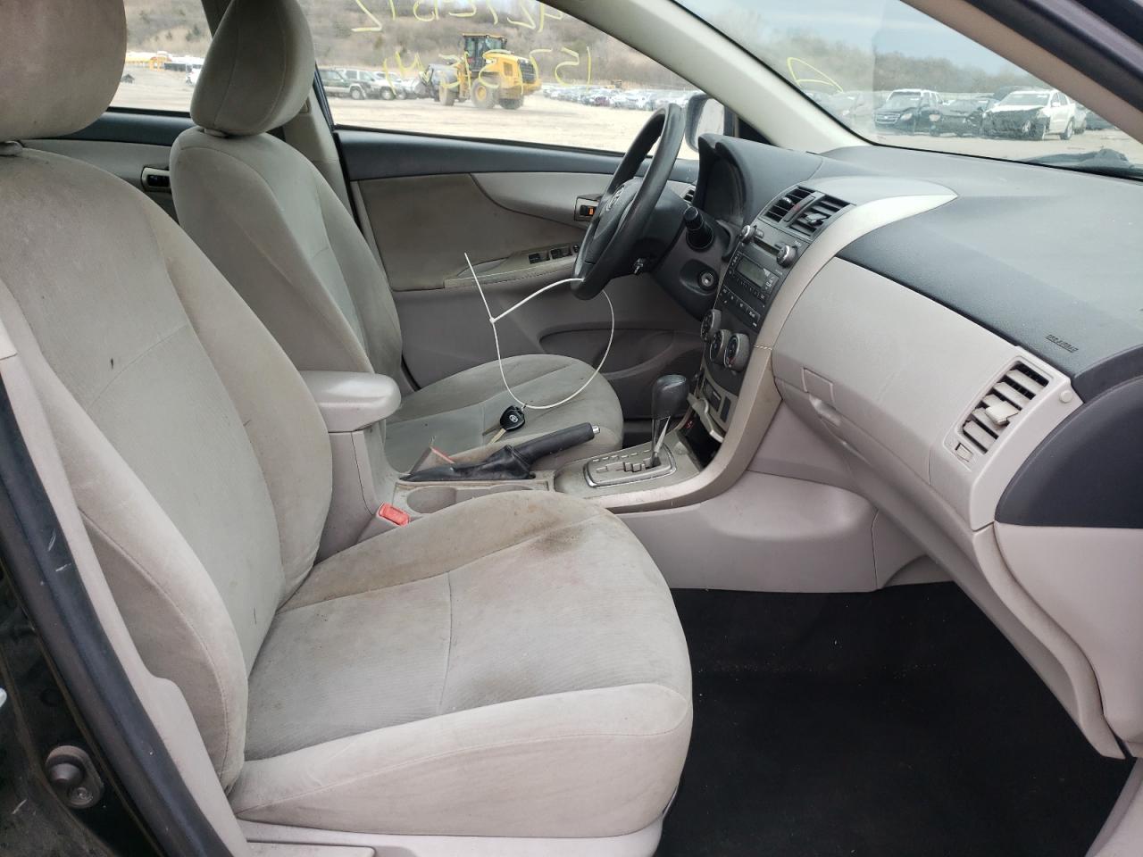 Photo 5 from auction – 2011 TOYOTA COROLLA BA with VIN 2T1BU4EE7BC573544