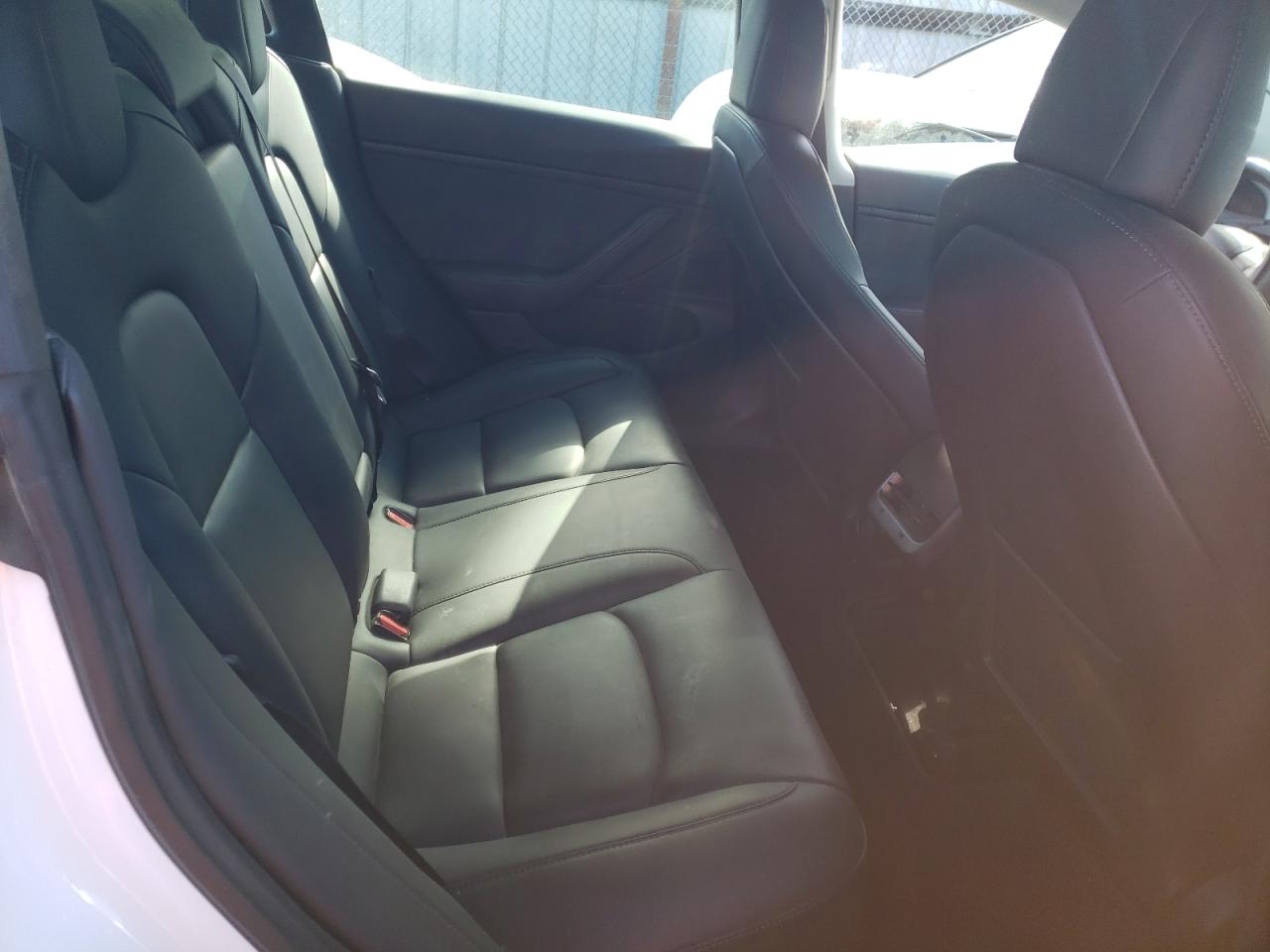Photo 6 from auction – 2019 TESLA MODEL 3 with VIN 5YJ3E1EA3KF208402
