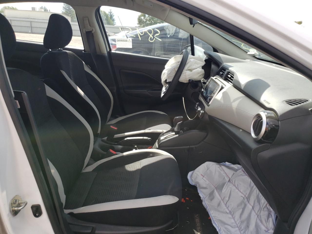 Photo 5 from auction – 2020 NISSAN VERSA SV with VIN 3N1CN8EV9LL805720