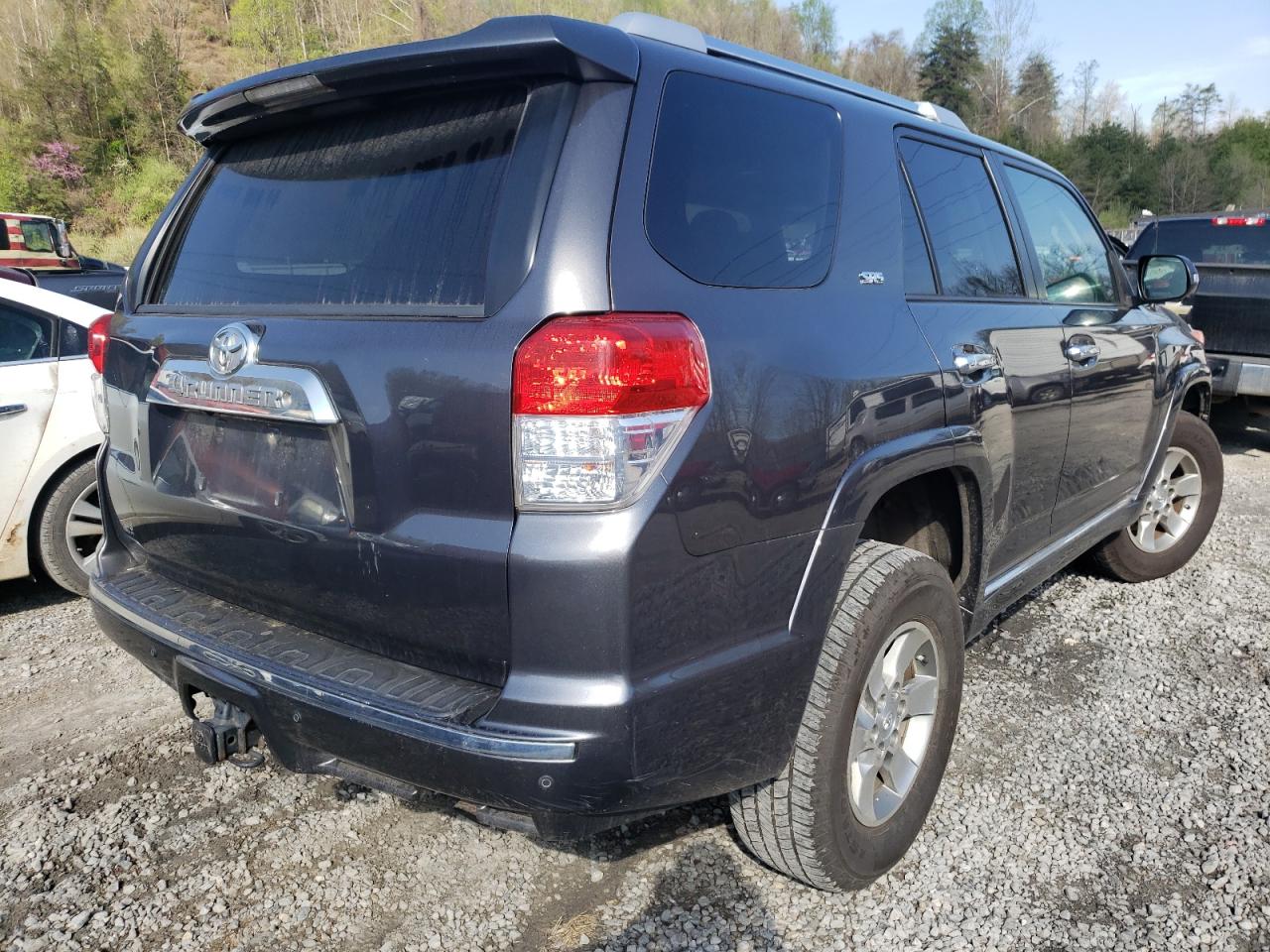 Photo 4 from auction – 2010 TOYOTA 4RUNNER SR with VIN JTEBU5JR8A5007690