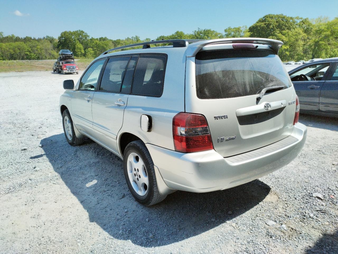 Photo 3 from auction – 2004 TOYOTA HIGHLANDER with VIN JTEEP21A840003542