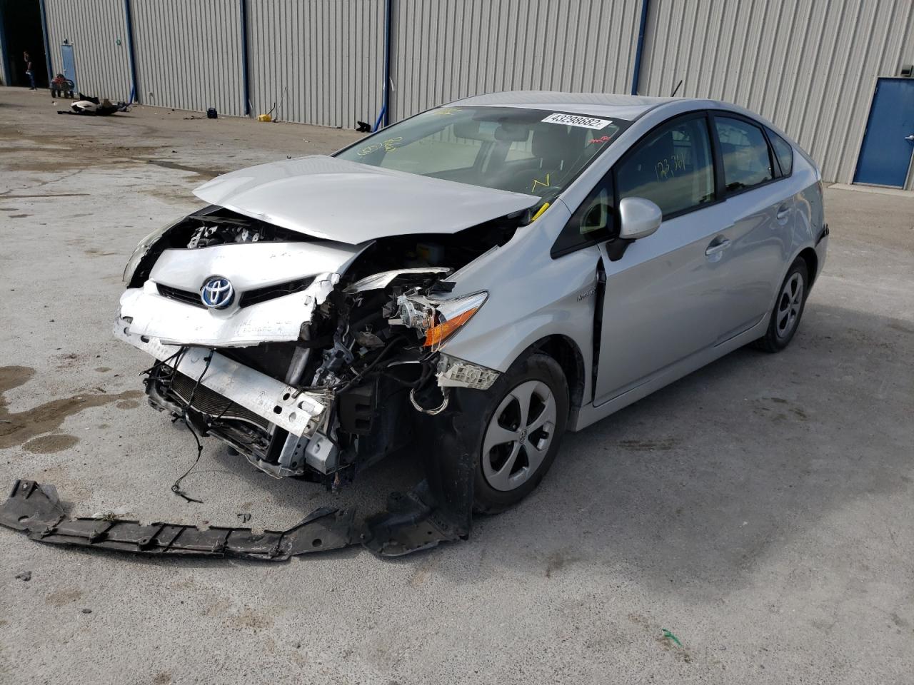 Photo 2 from auction – 2014 TOYOTA PRIUS with VIN JTDKN3DU5E1807057