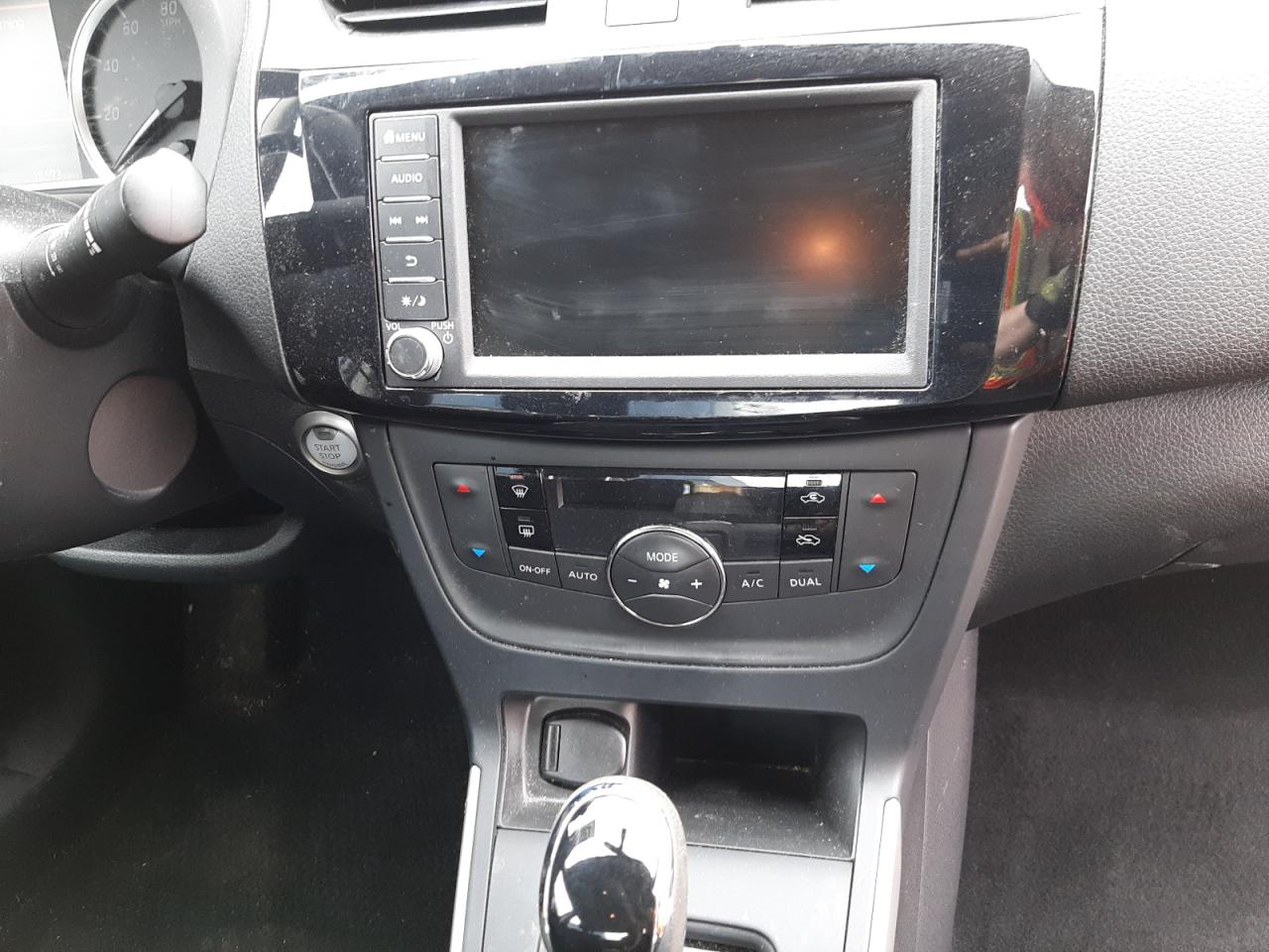 Photo 9 from auction – 2019 NISSAN SENTRA S with VIN 3N1AB7AP2KL614205