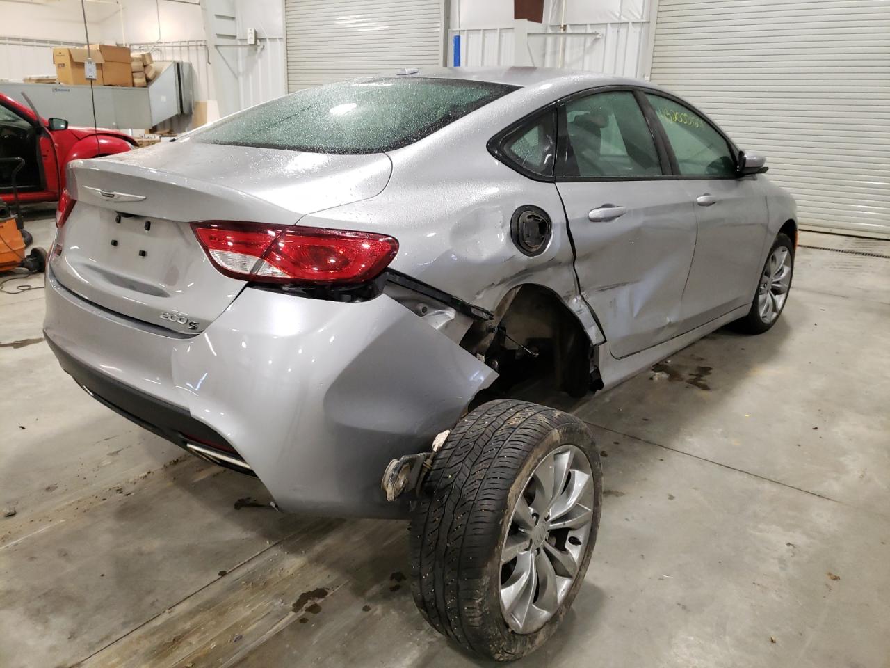 Photo 4 from auction – 2016 CHRYSLER 200 S with VIN 1C3CCCBB5GN125565