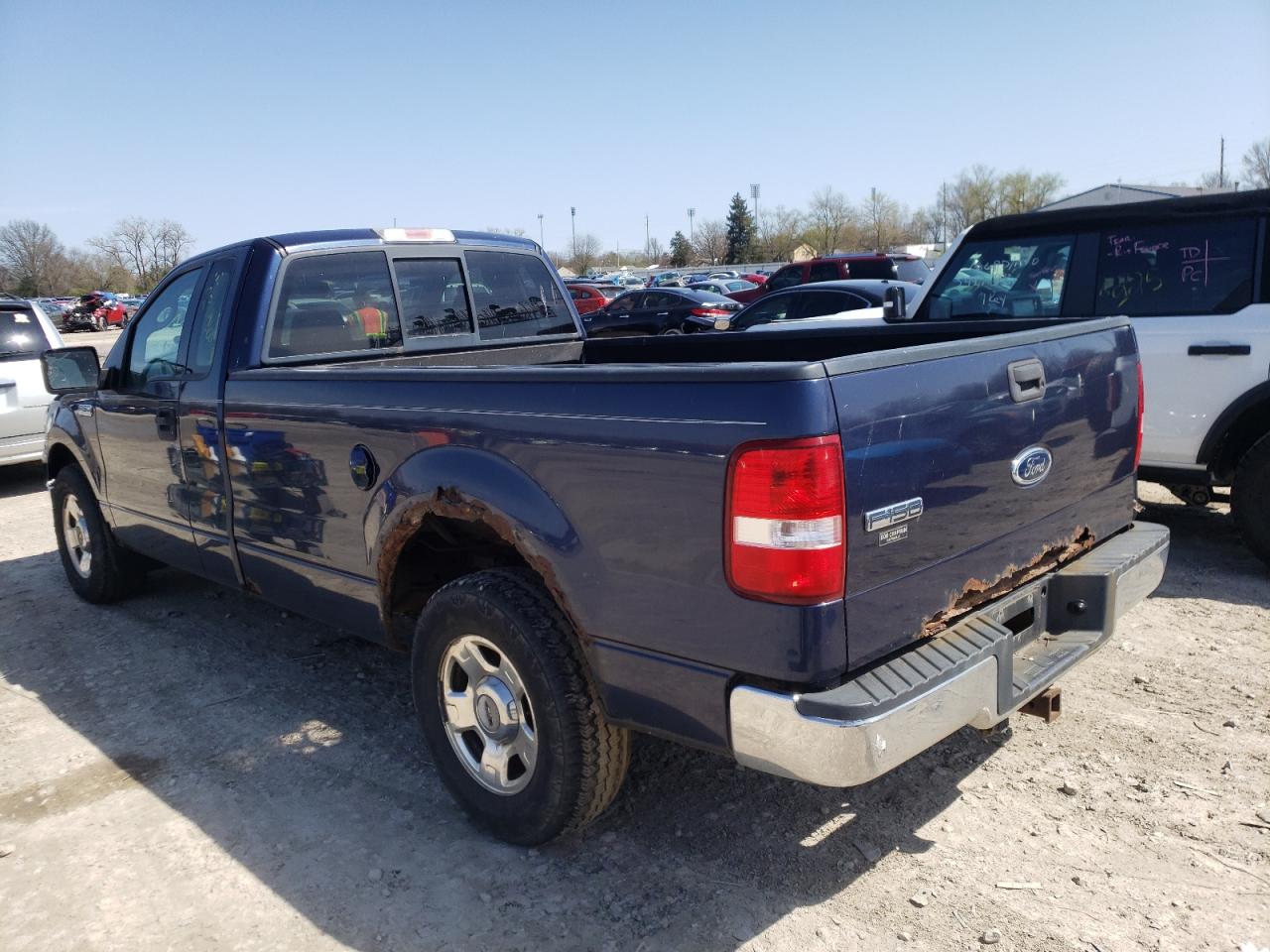 Photo 3 from auction – 2004 FORD F150 with VIN 1FTPF12534NA39895