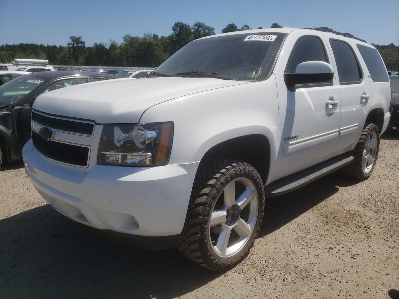 Photo 2 from auction – 2013 CHEVROLET TAHOE C150 with VIN 1GNSCBE07DR279539