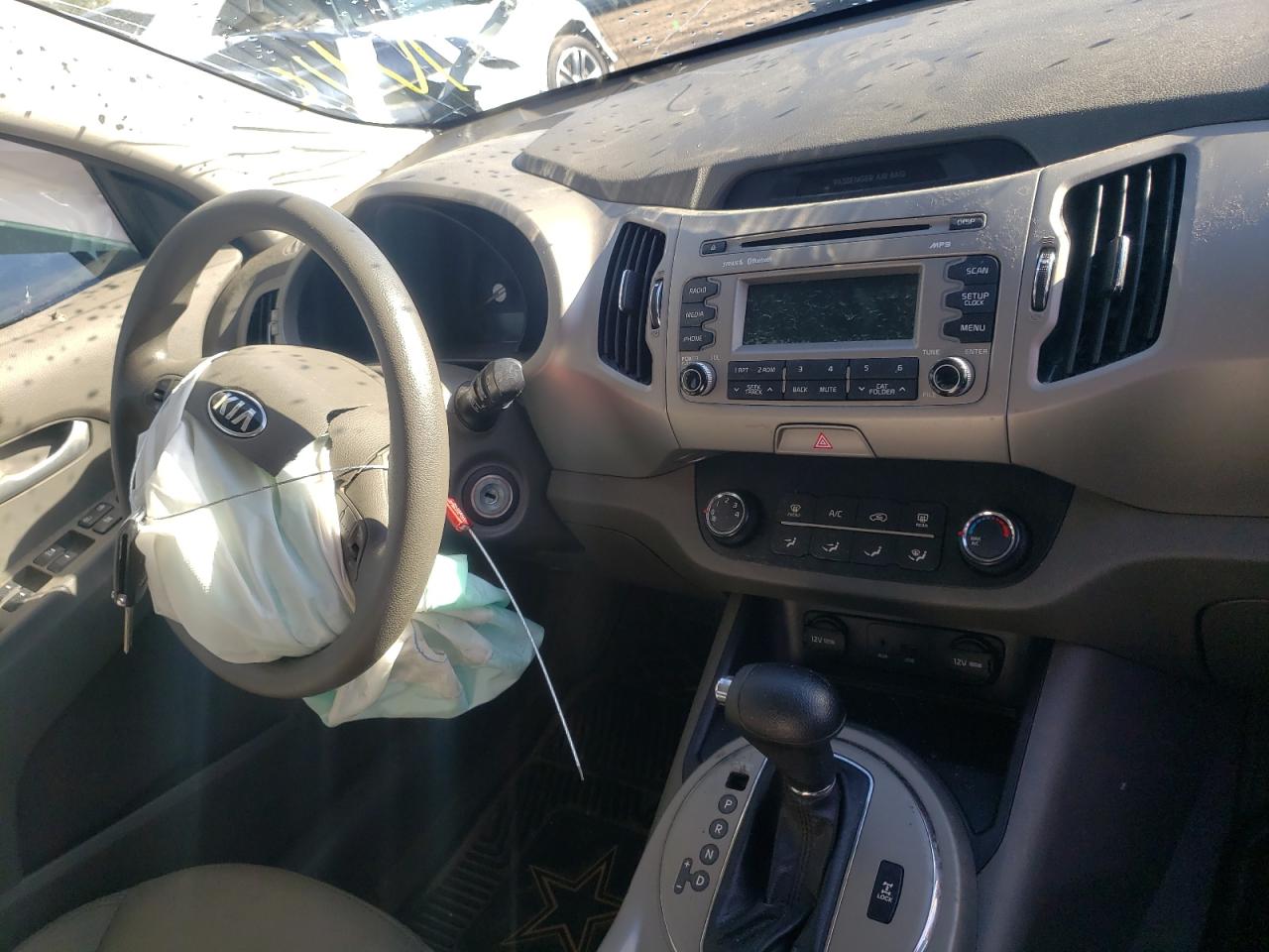 Photo 9 from auction – 2015 KIA SPORTAGE L with VIN KNDPBCAC1F7700161