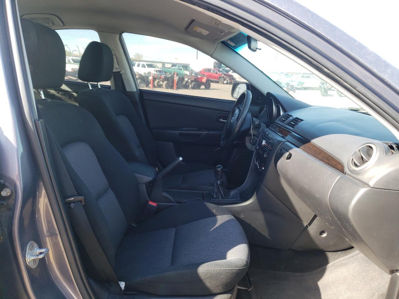 Photo 5 from auction – 2008 MAZDA 3 I with VIN JM1BK12F981776739