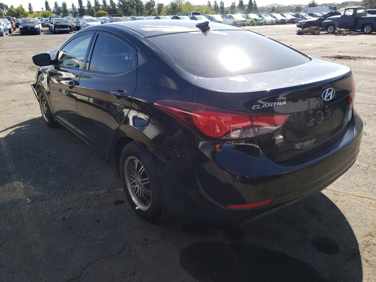 Photo 3 from auction – 2016 HYUNDAI ELANTRA SE with VIN KMHDH4AE3GU601705