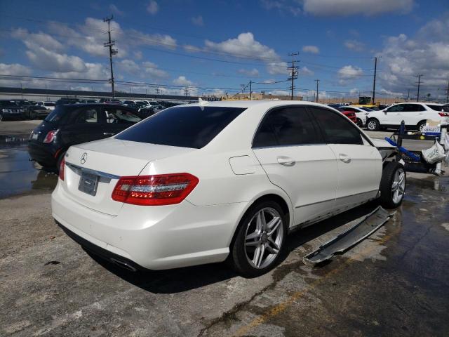 Photo 4 from auction – 2011 MERCEDES-BENZ E 350 with VIN WDDHF5GBXBA372602
