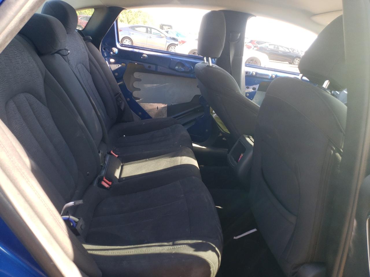 Photo 6 from auction – 2017 CHRYSLER 200 LX with VIN 1C3CCCFB3HN508772