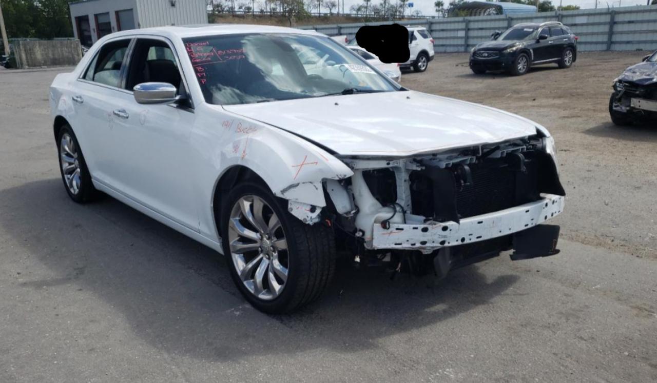 CHRYSLER 300 LIMITE 2019 with VIN 2C3CCAEG4KH555732 - Photo from auction