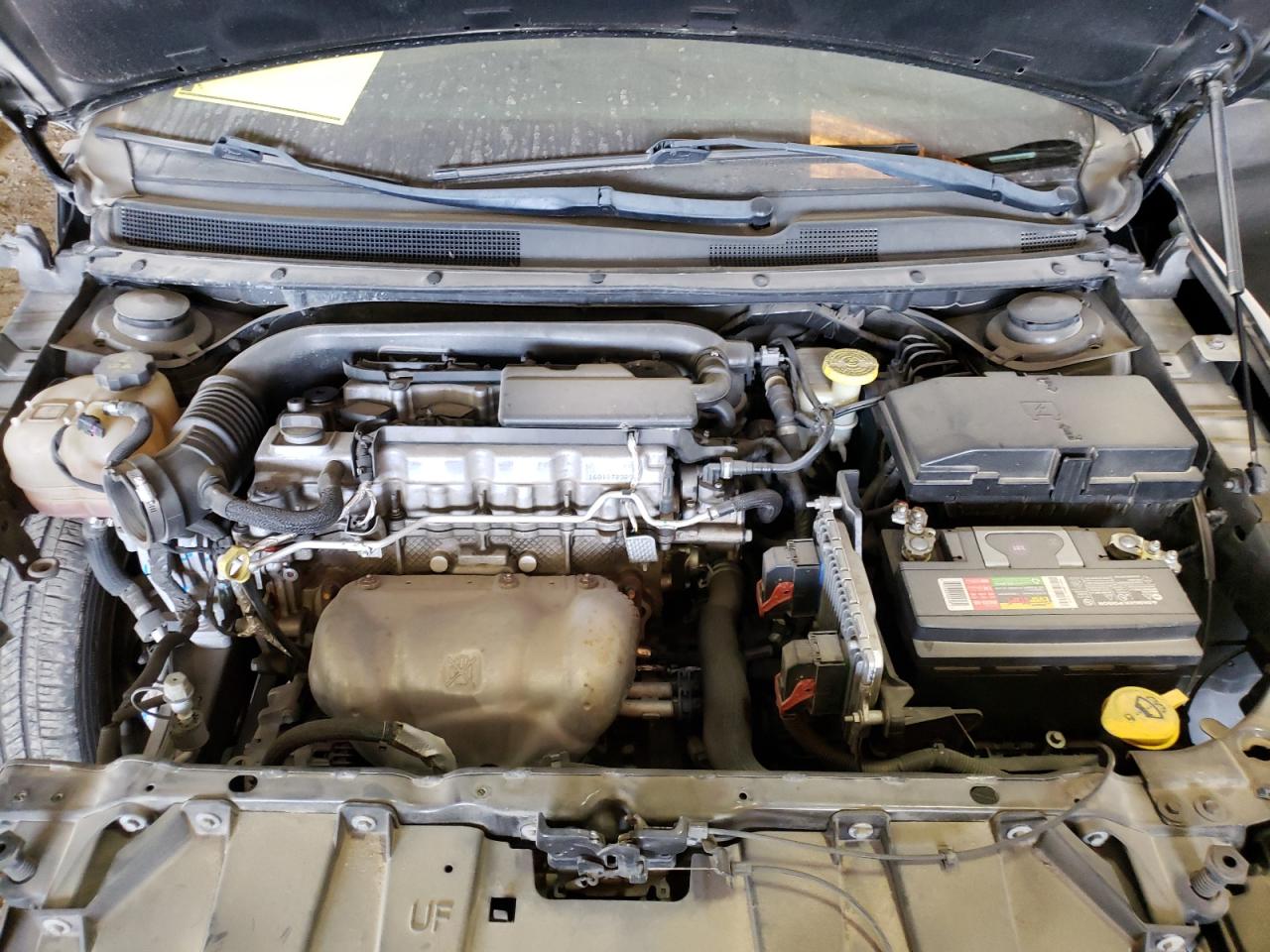 Photo 11 from auction – 2016 CHRYSLER 200 LX with VIN 1C3CCCFB4GN188697