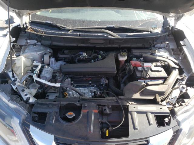Photo 7 from auction – 2017 NISSAN ROGUE S with VIN KNMAT2MT7HP558197
