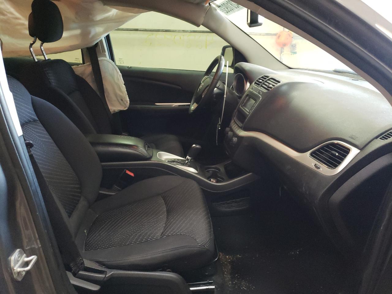 Photo 5 from auction – 2013 DODGE JOURNEY SE with VIN 3C4PDCAB6DT556097