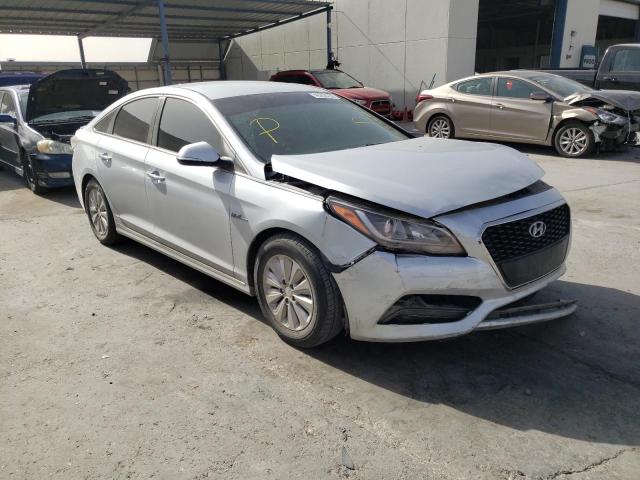 HYUNDAI SONATA HYB 2017 with VIN KMHE24L18HA059195 - Photo from auction