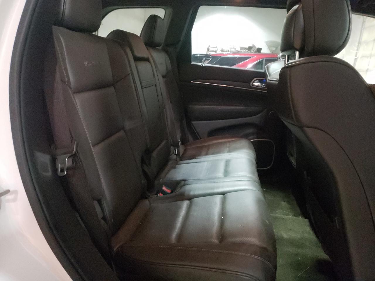 Photo 6 from auction – 2015 JEEP GRAND CHER with VIN 1C4RJFJT8FC778408