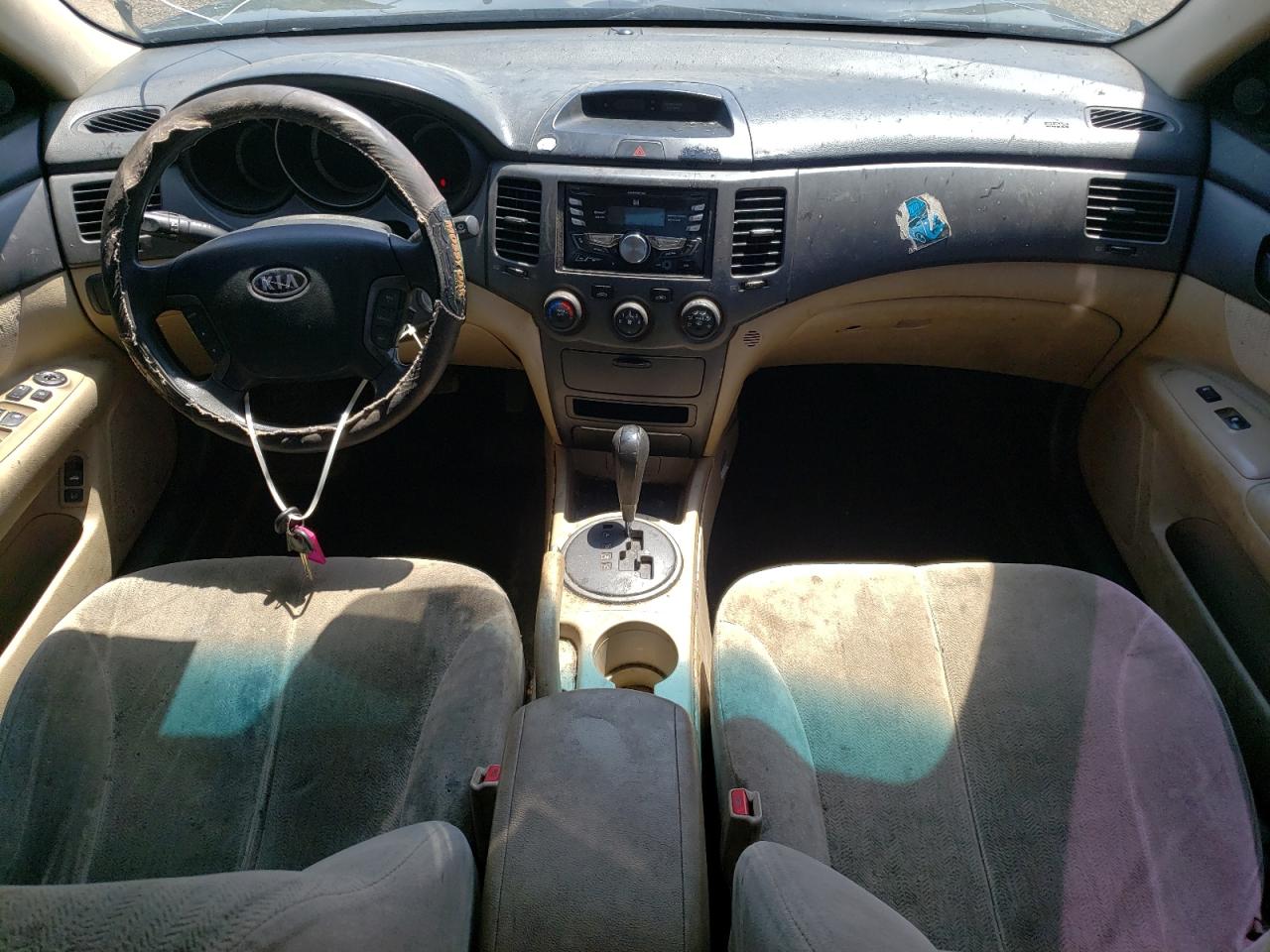 Photo 9 from auction – 2010 KIA OPTIMA LX with VIN KNAGG4A85A5435863