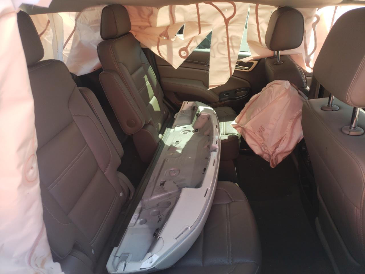 Photo 6 from auction – 2018 GMC YUKON DENA with VIN 1GKS2CKJ3JR343879