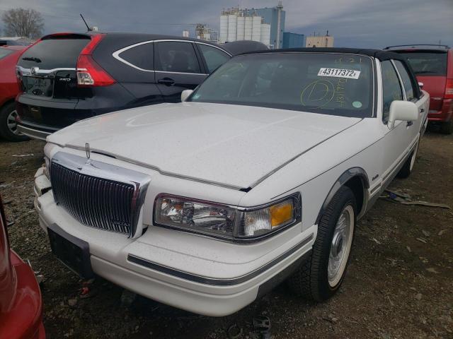 Photo 2 from auction – 1997 LINCOLN TOWN CAR E with VIN 1LNLM81W2VY732315
