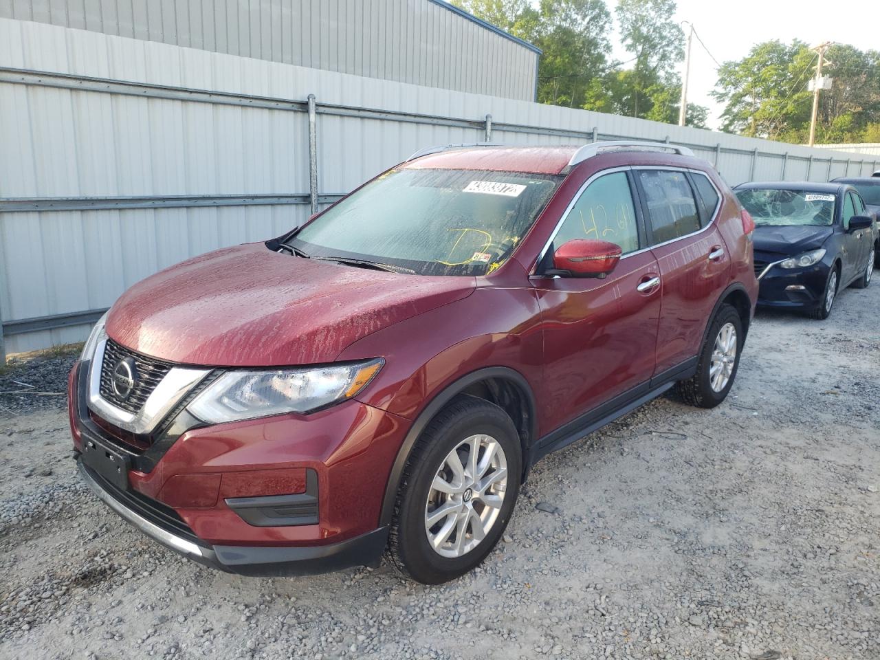 Photo 2 from auction – 2018 NISSAN ROGUE S with VIN 5N1AT2MV3JC805385
