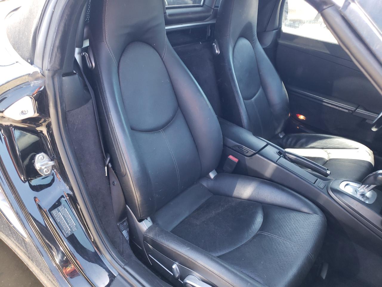 Photo 6 from auction – 2010 PORSCHE BOXSTER with VIN WP0CA2A84AU710099
