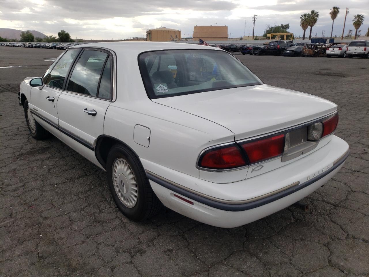 Photo 3 from auction – 1998 BUICK LESABRE with VIN 1G4HP52K0WH532557