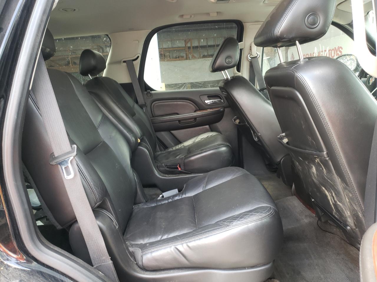 Photo 6 from auction – 2008 CADILLAC ESCALADE L with VIN 1GYFK63838R216385