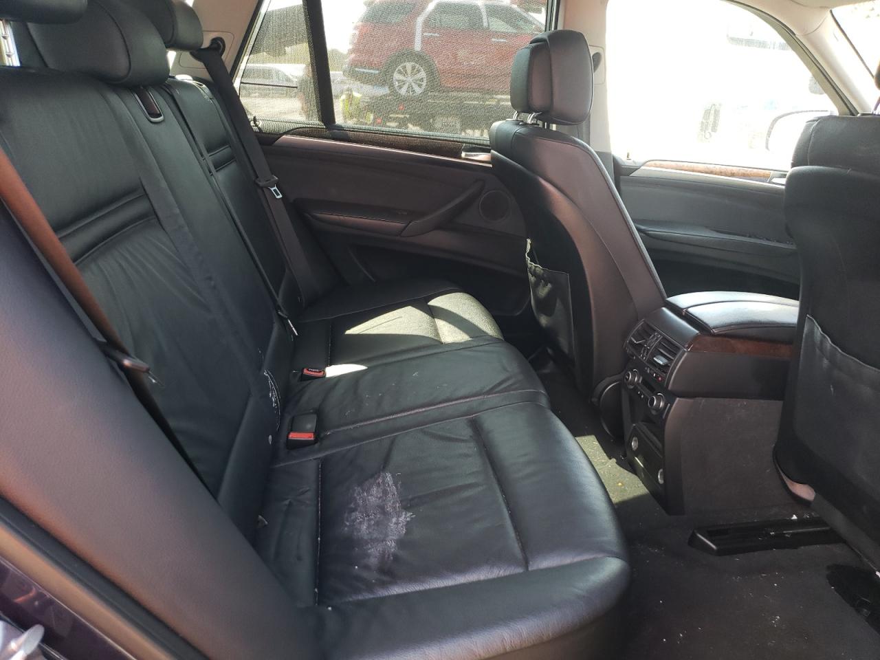Photo 6 from auction – 2011 BMW X5 XDRIVE3 with VIN 5UXZV4C56BL742698