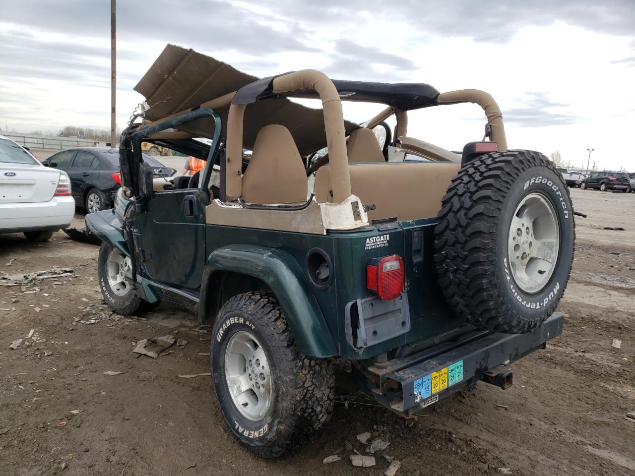 Photo 3 from auction – 2000 JEEP WRANGLER / with VIN 1J4FA59SXYP705152