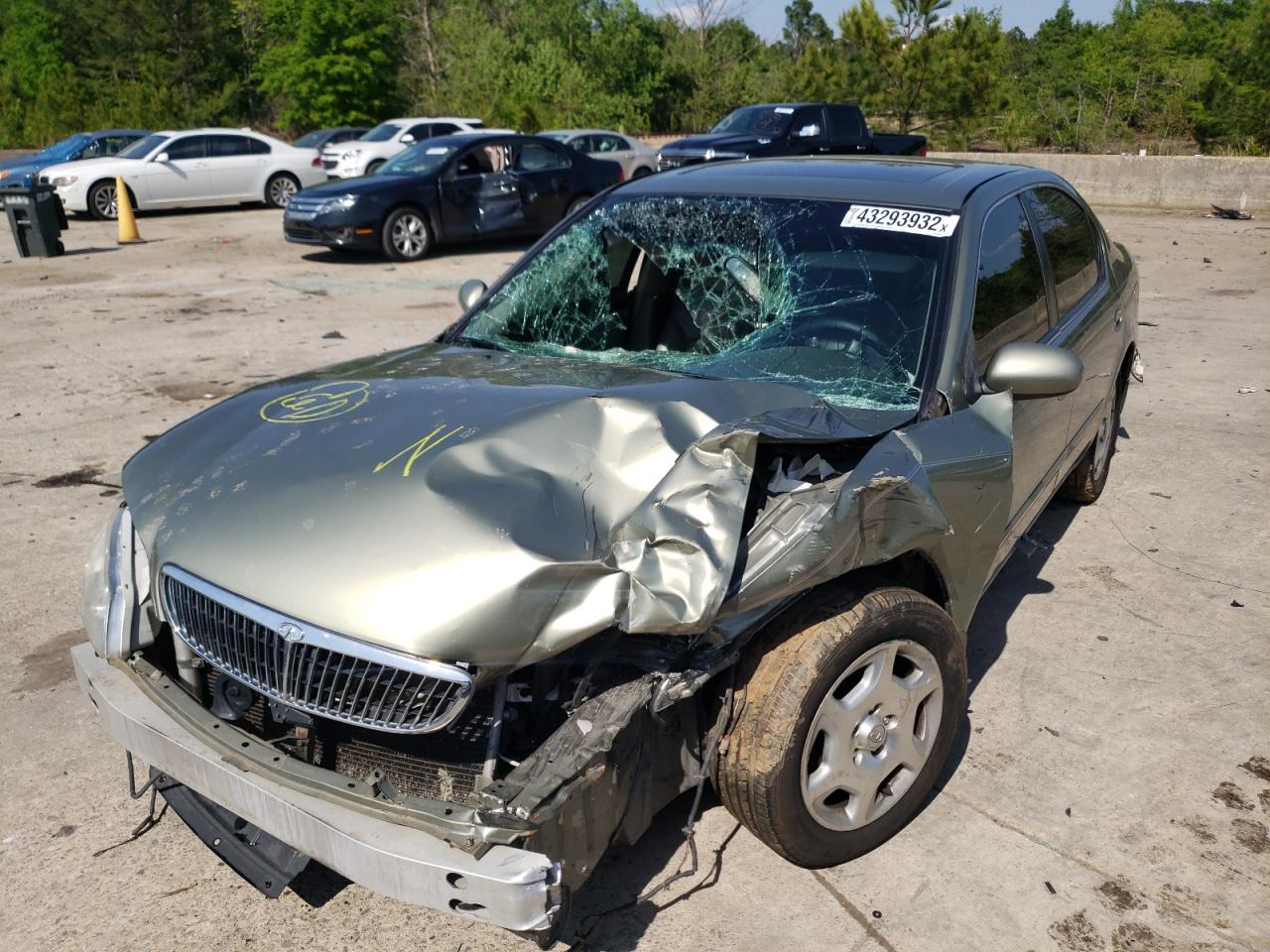 Photo 2 from auction – 2001 INFINITI I30 with VIN JNKCA31A41T040910