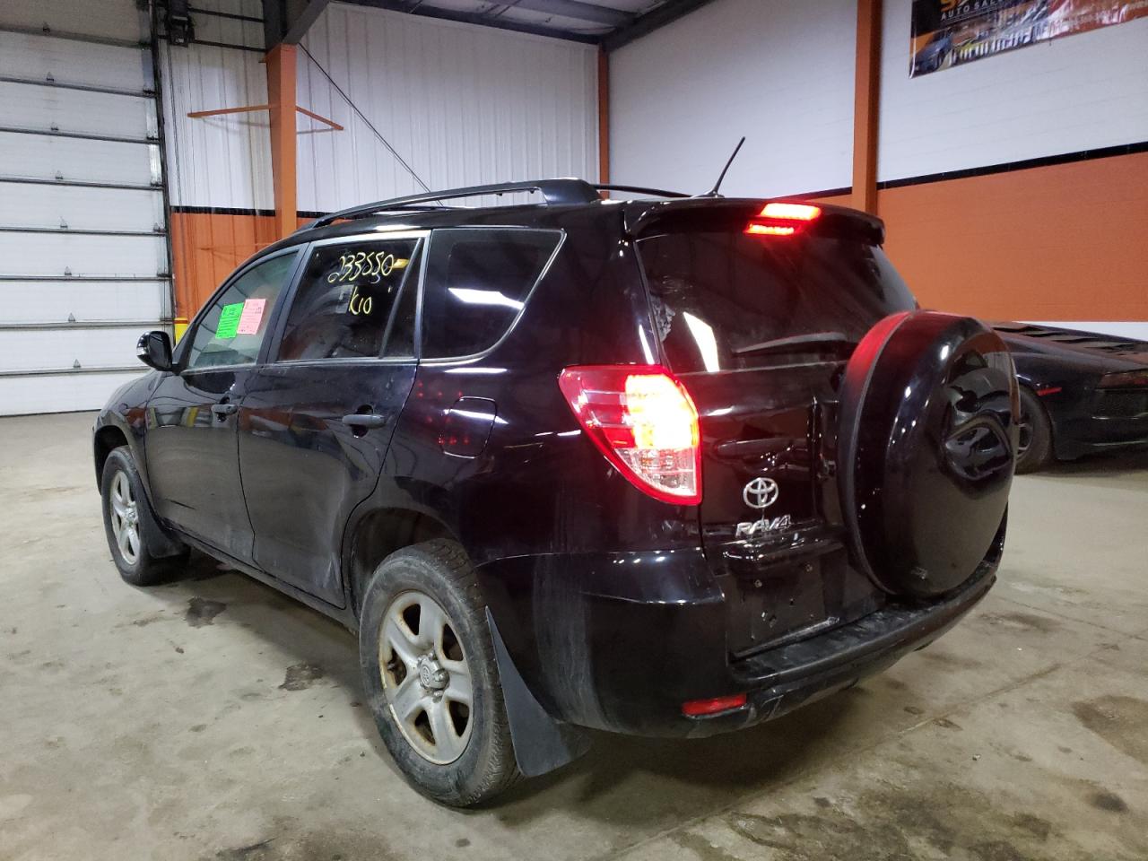 Photo 3 from auction – 2011 TOYOTA RAV4 with VIN 2T3BF4DV4BW165701