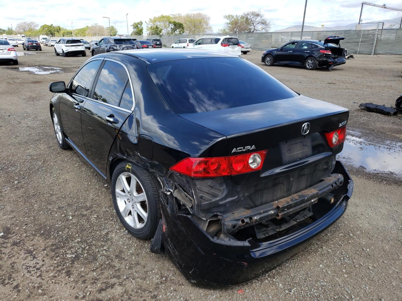 Photo 3 from auction – 2004 ACURA TSX with VIN JH4CL96884C042554