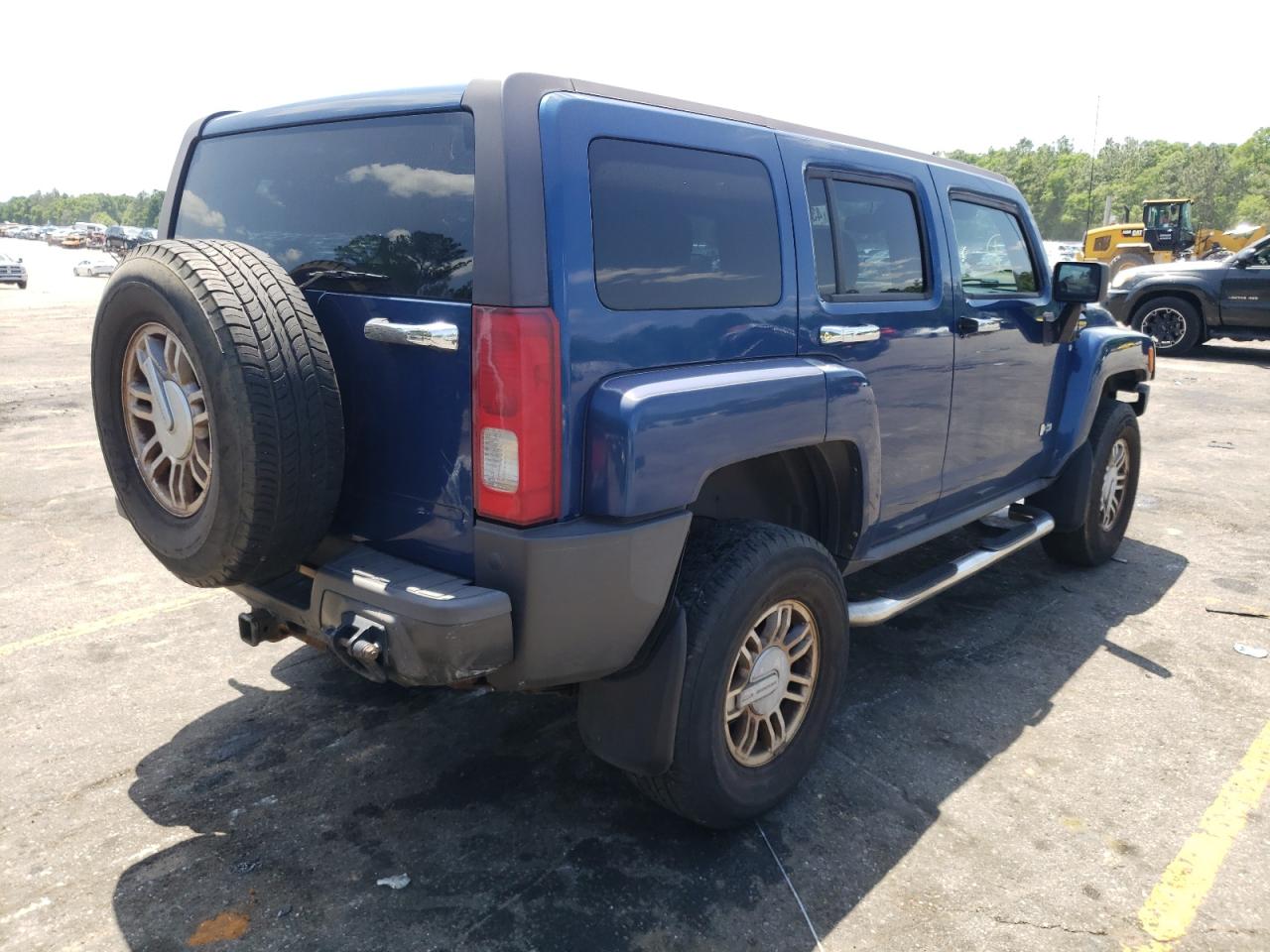 Photo 4 from auction – 2006 HUMMER H3 with VIN 5GTDN136568293423
