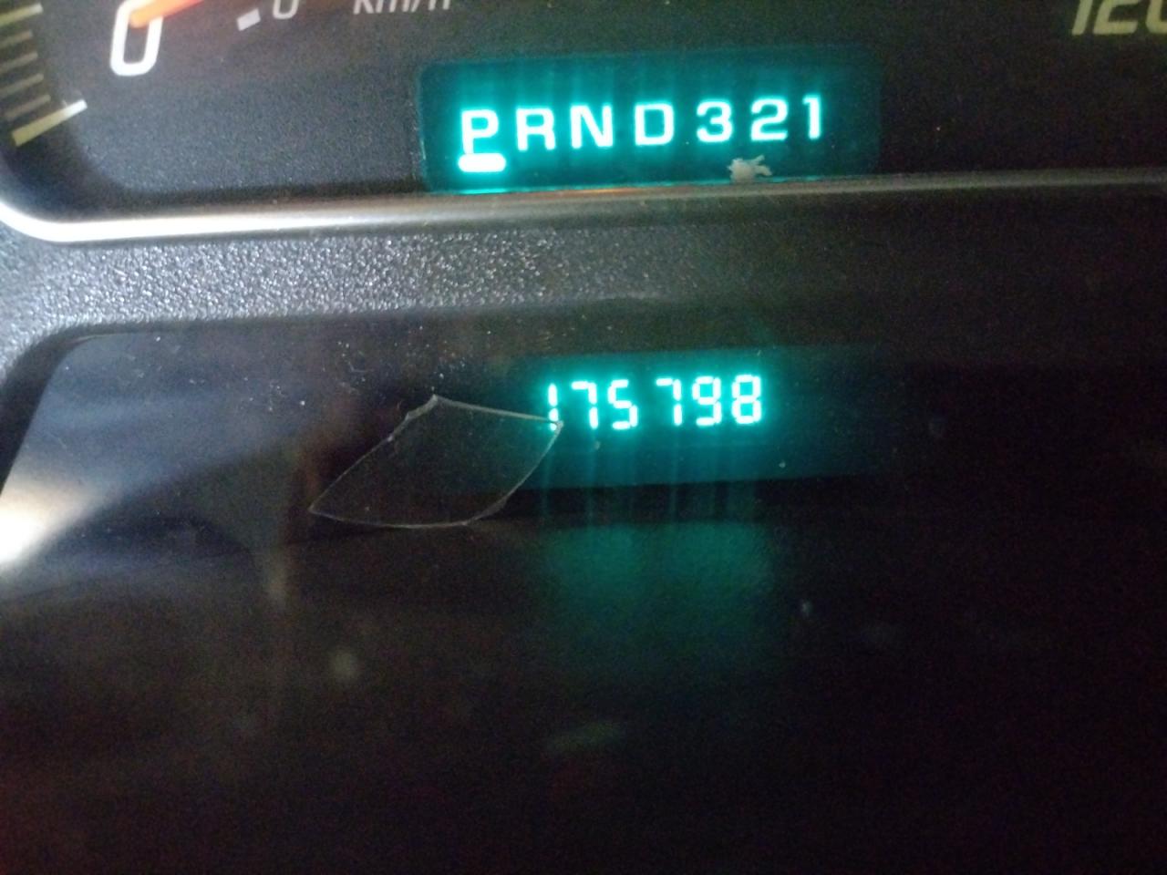 Photo 8 from auction – 2004 GMC ENVOY with VIN 1GKDS13S442348736