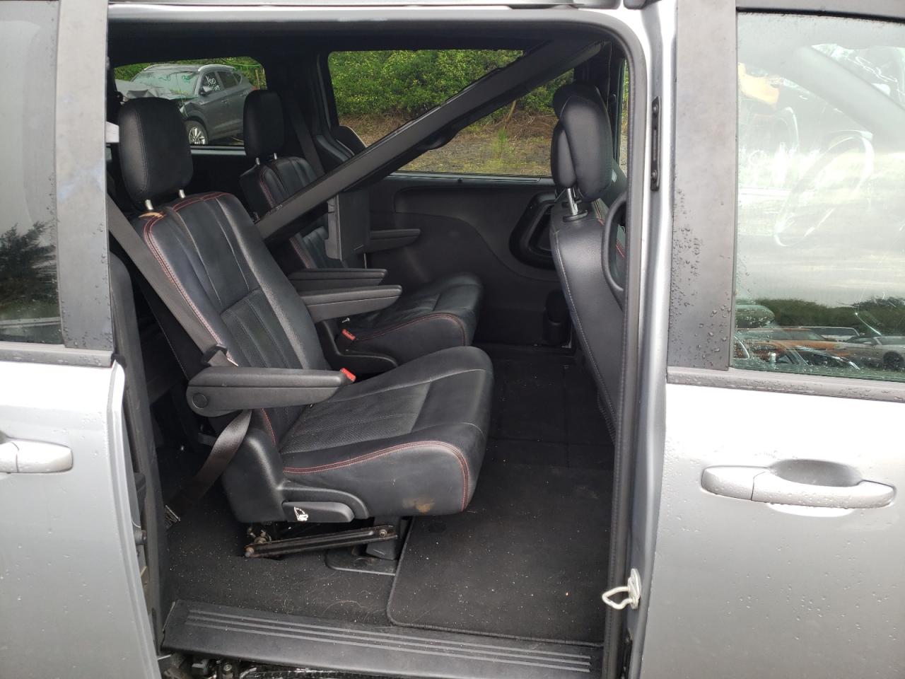 Photo 6 from auction – 2019 DODGE GRAND CARA with VIN 2C4RDGEG2KR535995