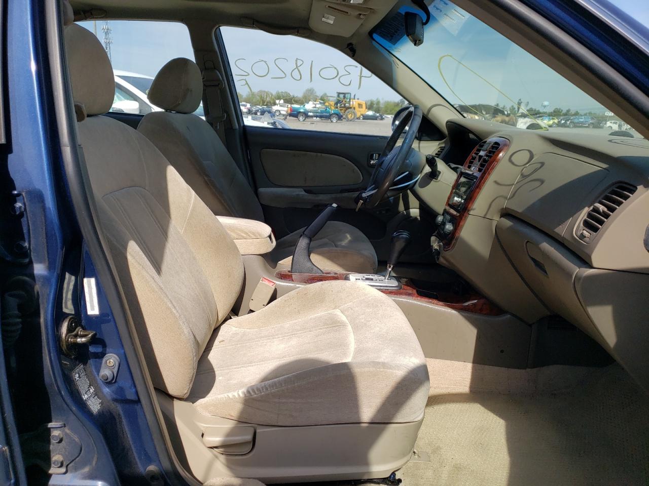 Photo 5 from auction – 2004 HYUNDAI SONATA GLS with VIN KMHWF35H84A064291