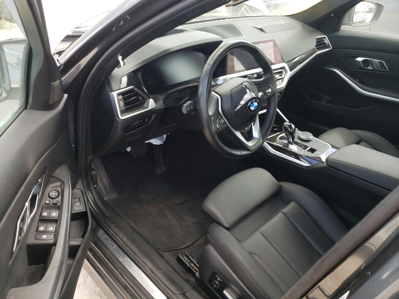 Photo 9 from auction – 2019 BMW 330XI with VIN WBA5R7C56KFH28434