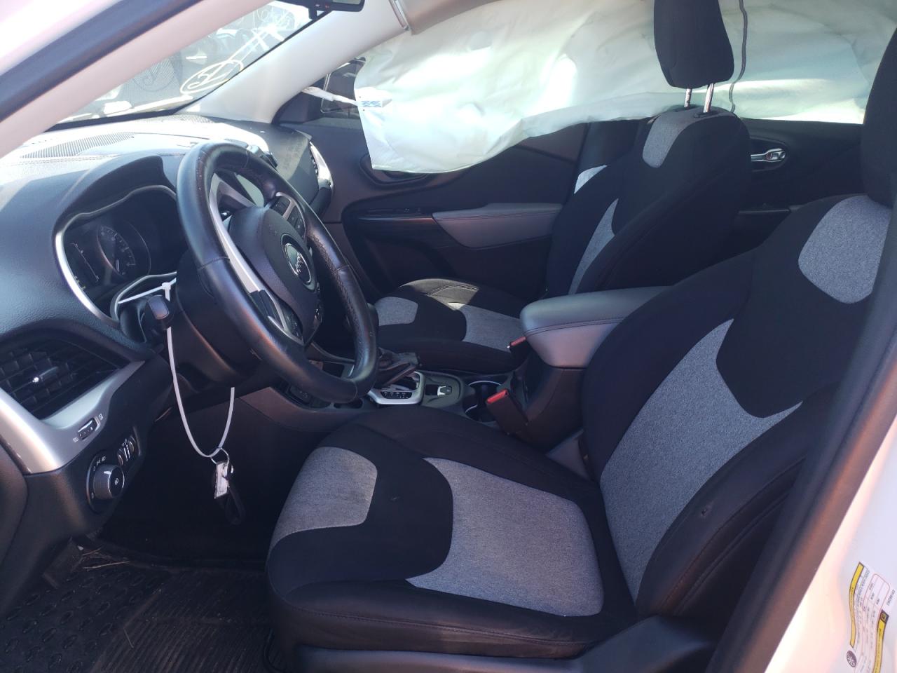 Photo 5 from auction – 2014 JEEP CHEROKEE L with VIN 1C4PJLCS3EW299143