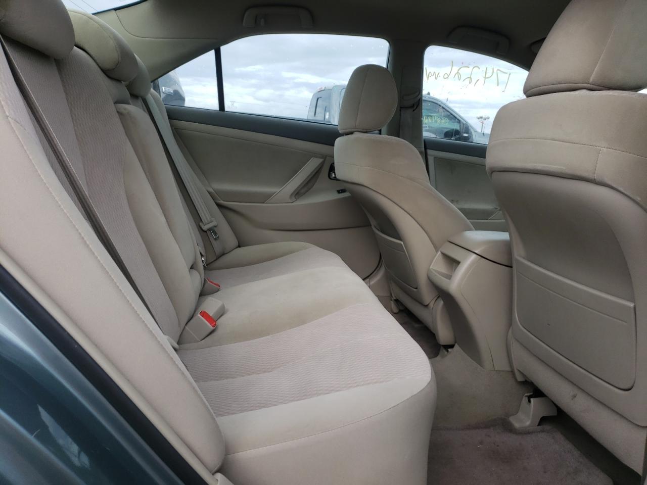 Photo 6 from auction – 2010 TOYOTA CAMRY BASE with VIN 4T1BF3EK2AU541964