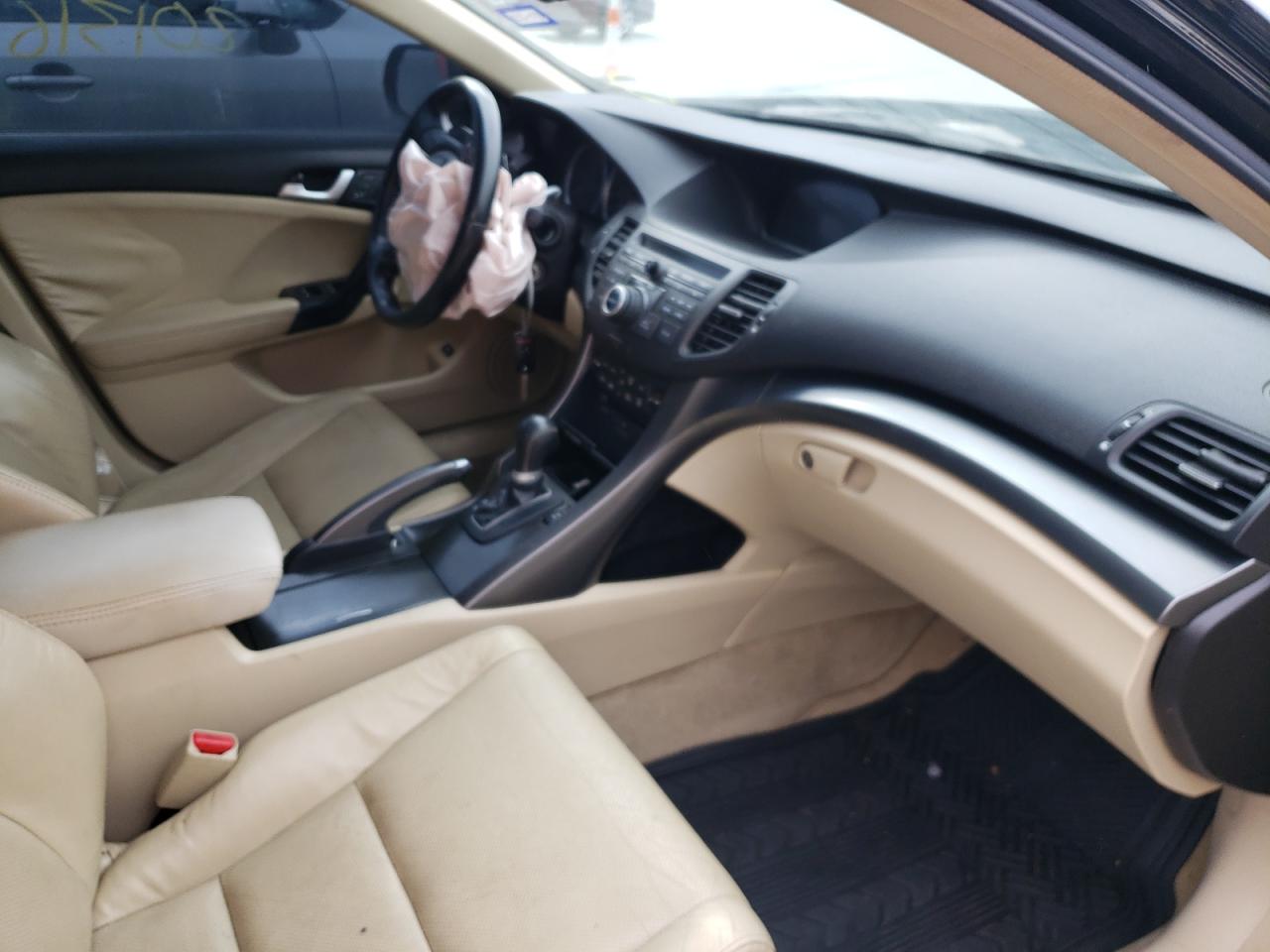 Photo 5 from auction – 2013 ACURA TSX TECH with VIN JH4CU2F64DC005794