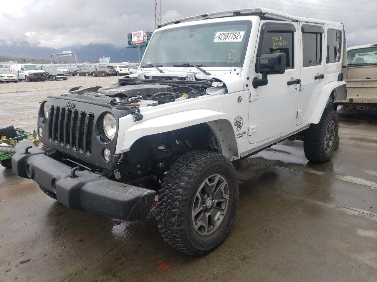 Photo 2 from auction – 2014 JEEP WRANGLER U with VIN 1C4BJWEG5EL276789