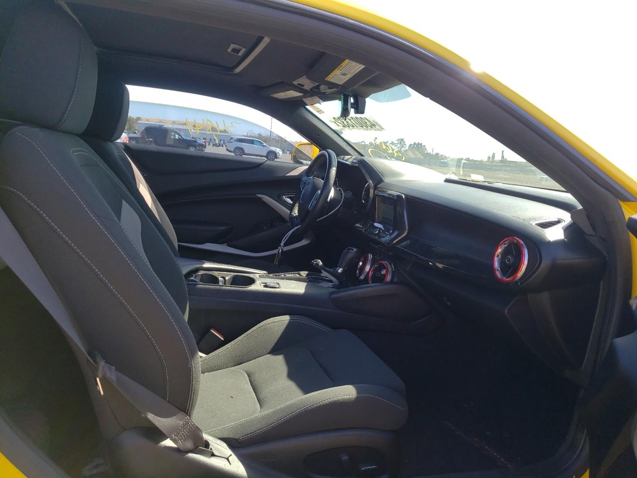 Photo 5 from auction – 2017 CHEVROLET CAMARO LT with VIN 1G1FB1RS5H0196679